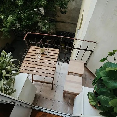 Apartament Locus Vietoris