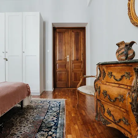 Διαμέρισμα Locus Vietoris Krasków